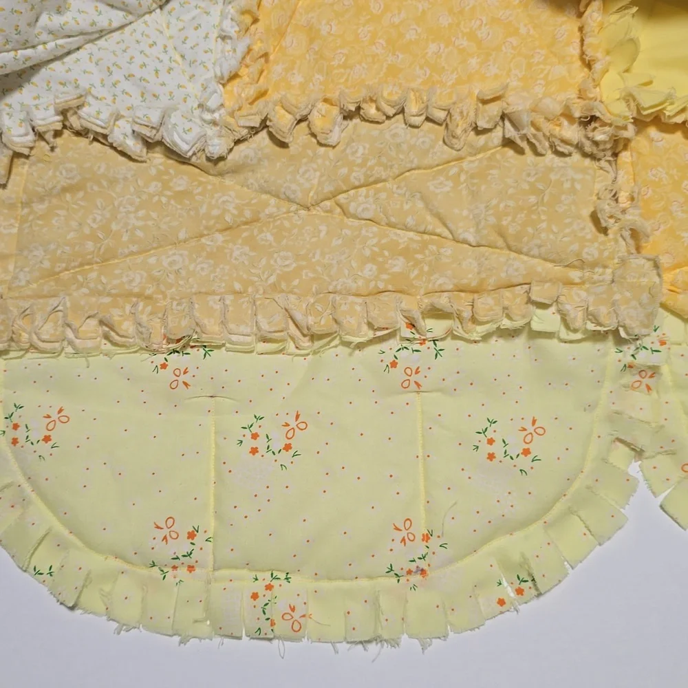 Patchwork Bear Quilt With Plush - Yellow and Cream - Picture 7 of 12